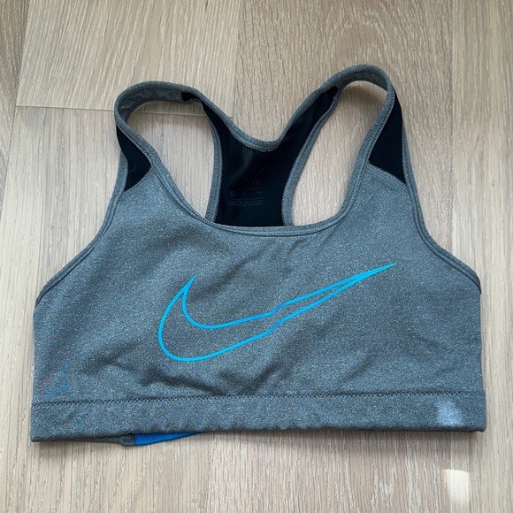 Nike Tops - Nike Sports Bra Womens Workout Gym Running Tank Crop Top Athletic Athleisure